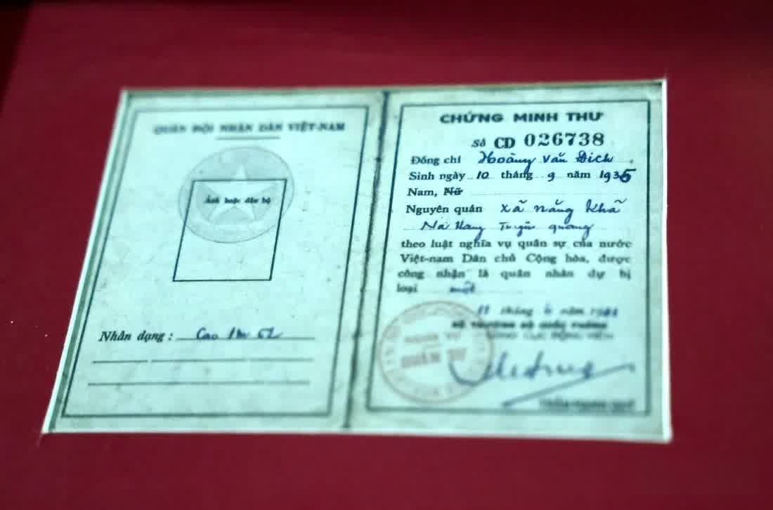 Chứng minh thư của liệt sĩ Hoàng Văn Địch trong bộ hồ sơ lưu giữ tại Đại học Công nghệ Texas (Mỹ), cung cấp manh mối quan trọng cho hành trình tìm kiếm hài cốt liệt sĩ.